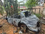 Incêndio em carcaça de carro mobiliza bombeiros em Três Marias após fogo em bananeira