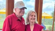 Liz Truss encontra Donald Trump em clube de golfe e declara apoio ao ex-presidente