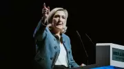 Marine Le Pen ameaça desistir de candidatura se for condenada a usar tornozeleira eletrônica