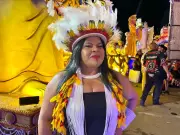 Ministra Sônia Guajajara critica marco temporal em desfile da Gaviões da Fiel