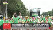 Monobloco desfila em São Paulo homenageando Preta Gil e Arlindo Cruz