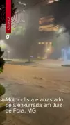 Motocicleta é arrastada por enxurrada em Juiz de Fora durante temporal