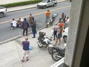 Motociclista cai após carro fazer conversão proibida em avenida de Mogi das Cruzes