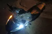 Motociclista morre após colidir contra placas na Rodovia Washington Luís em Rio Claro, SP