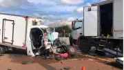 Motorista em estado grave após colisão entre caminhões na SP-191 em Araras