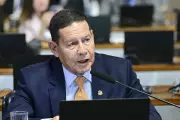 Mourão afirma que pressão popular por impeachment no STF é generalizada no país