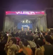 Pane Técnica Interrompe Show de Valesca Popozuda no CarnaBelém em Belém