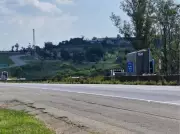 Prefeito de Pindamonhangaba exige manutenção urgente na Via Dutra para evitar acidentes