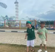 Primos de 4 e 5 anos viralizam com 'Passinho do Jamal' e superam 10 milhões de visualizações