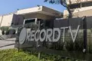 Record paga R$ 400 mil ao MPF após informar mãe ao vivo sobre morte da filha