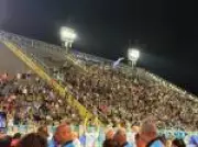 Setor Popular da Sapucaí Saúda Acadêmicos de Niterói com Gritos de 'Lula' no Carnaval