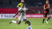 São Paulo negocia cláusula de prioridade com Flamengo para afastar assédio por Marcos Antônio