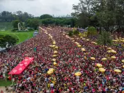Superlotação em bloco com Calvin Harris em SP gera tumulto e Prefeitura estuda novos circuitos