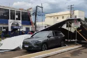 Tempestade com granizo destrói telhado de prédio público e causa estragos em Mato Grosso do Sul