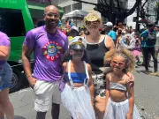 Thais Carla prestigia despedida de Carla Perez do trio Pipoca Doce no Carnaval de Salvador