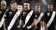 Vasco vence Botafogo por 2x0 em São Januário e garante segundo lugar no Carioca