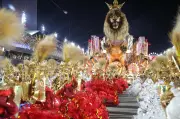 Viradouro conquista quarto título no carnaval do Rio com nota máxima e liderança isolada