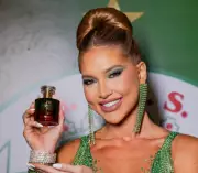 Virginia Fonseca arrecada mais de 300 mil reais com perfume da Grande Rio em 24 horas