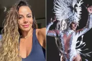 Viviane Araújo brilha no Carnaval de Santos e revela preparação para desfiles