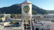 Warner Bros. reavalia proposta da Paramount em disputa bilionária com Netflix