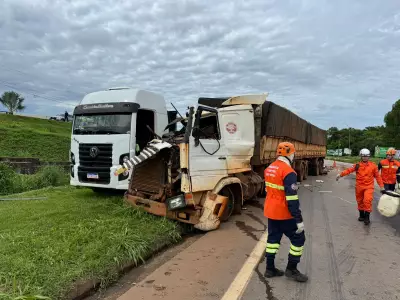 Acidente com três caminhões na BR-163 em Sorriso deixa uma pessoa morta e outra ferida