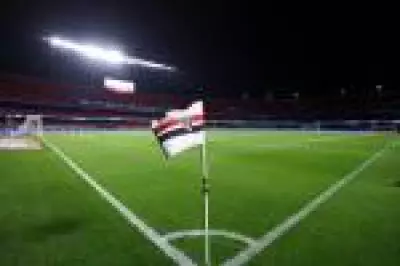 Agenda Completa do Futebol: Onde Assistir os Jogos de Hoje, Sábado, 21 de Março