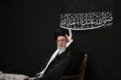 Após morte de Khamenei, Irã promete vingança e Trump ameaça resposta inédita