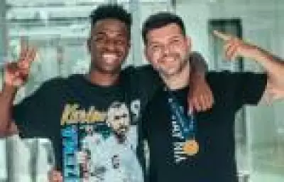 Assessor de Vini Jr. e Paquetá é baleado em assalto no Rio e relata estado de saúde