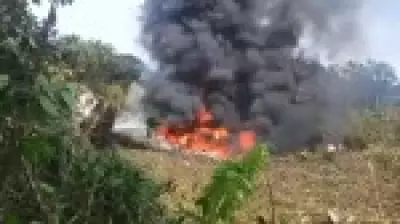 Avião militar com mais de 100 soldados cai na Colômbia; Exército confirma dezenas de mortos