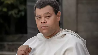 Babu Santana enfrenta novo paredão no BBB 26 e reflete sobre estereótipos raciais na carreira