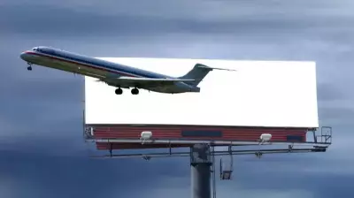 Cidades globais proíbem anúncios de combustíveis fósseis em outdoors para combater mudanças climáticas