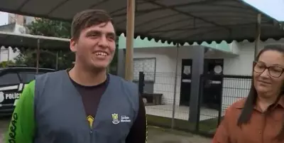 Coletor de lixo encontra carteira com R$ 7,7 mil e devolve à dona em Jacinto Machado