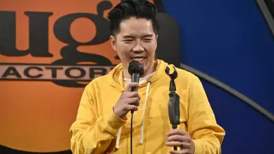 Comediante Alex Duong morre aos 42 anos após batalha contra câncer raro