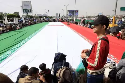 Especialista italiano afirma que é cedo para falar em colapso do regime iraniano após morte de Khamenei