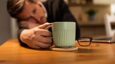 Fadiga Repentina: Entenda as Causas, Sintomas e Quando Buscar Ajuda Médica