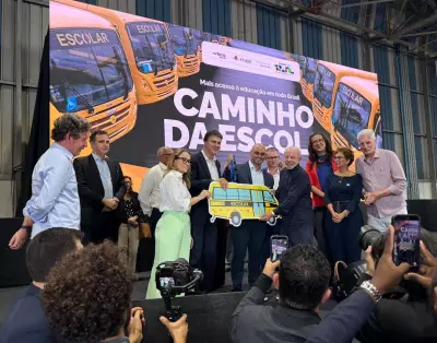 Governo Federal entrega novo ônibus escolar em Três Rios através do Programa Caminho da Escola
