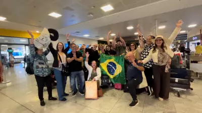 Grupo de 21 brasileiros retorna ao ES após ficar em cruzeiro parado durante guerra no Oriente Médio