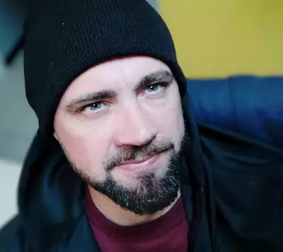 Homem é morto a facadas após invadir casa da ex-mulher em Criciúma, Santa Catarina