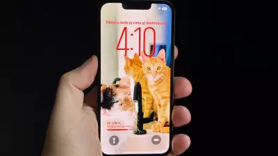 iPhone 17e chega ao Brasil: design similar ao antecessor, mas com MagSafe e mais armazenamento