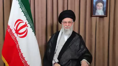Irã em suspenso: diáspora celebra e apoiadores lamentam após morte de Khamenei
