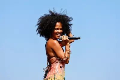 Lollapalooza 2026: Agnes Nunes e Jadsa brilham em segundo dia de festival