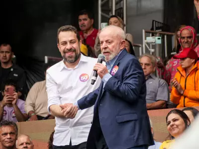 Lula apoia Boulos em São Paulo e defende união de partidos em comício histórico