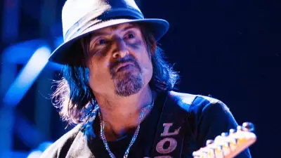 Morre aos 64 anos Phil Campbell, lendário guitarrista do Motörhead por 30 anos