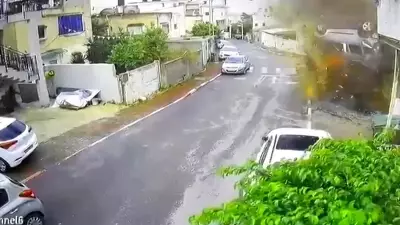 Míssil iraniano atinge Israel e faz carro capotar; israelenses escapam ilesos