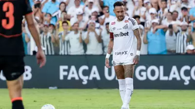 Neymar tem atuação discreta no clássico e preocupa antes da convocação da seleção