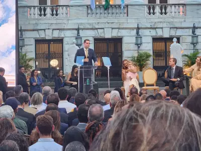 Novo prefeito do Rio anuncia expansão do carnaval para 15 escolas no Grupo Especial