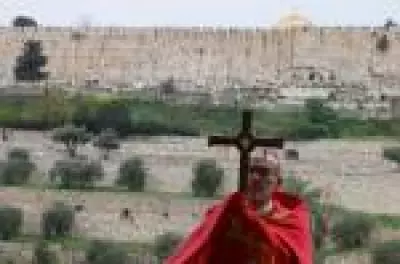 Polícia de Israel impede cardeal de entrar na Igreja do Santo Sepulcro em Jerusalém