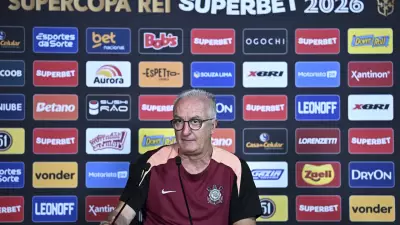 Pressão não muda postura de Dorival Júnior no Corinthians, que mantém discurso transparente