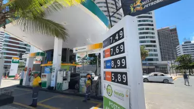 Procon Recife autua 12 postos de gasolina por aumento injustificado nos preços