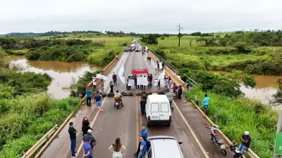 Protesto na Transamazônica bloqueia rodovia contra explosão do Pedral do Lourenço no Pará